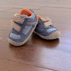Stride Rite size 1 soft side shoes